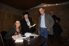 wszystkie_odcienie_czerni_24_20130301_1463669016